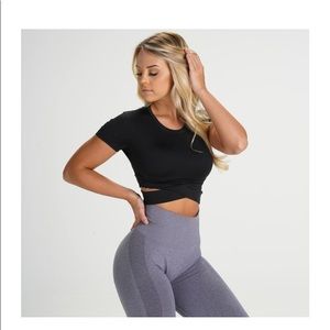 NVGTN CROSS BODY TEE